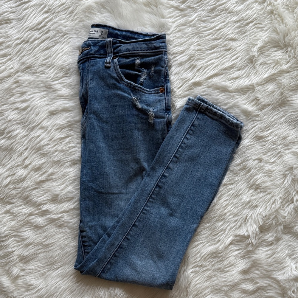Abercrombie & Fitch Super Skinny High Rise Jeans Size 2/26